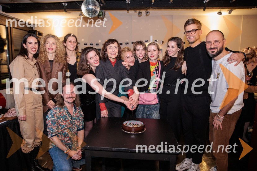 Leta, premiera, Mestno gledališče Ljubjansko