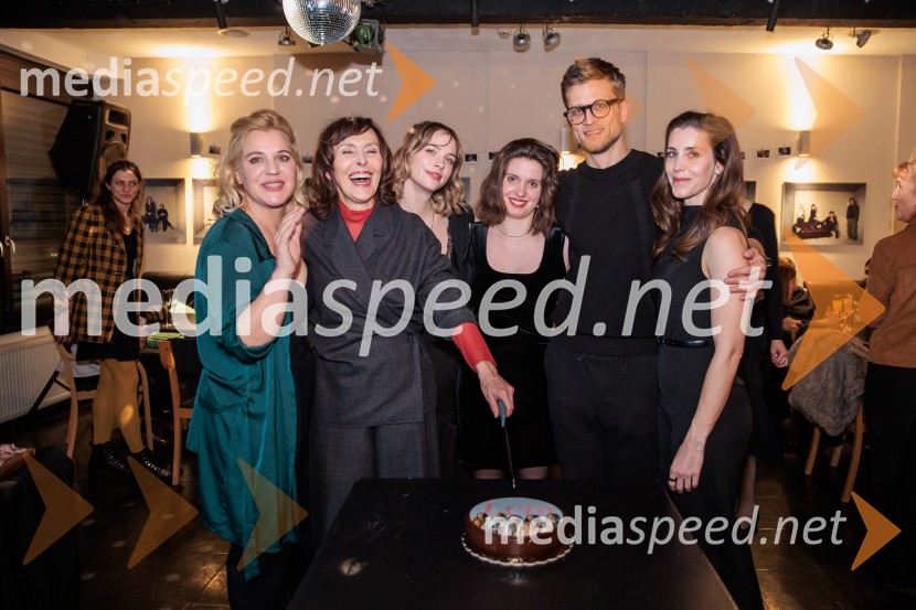 Leta, premiera, Mestno gledališče Ljubjansko