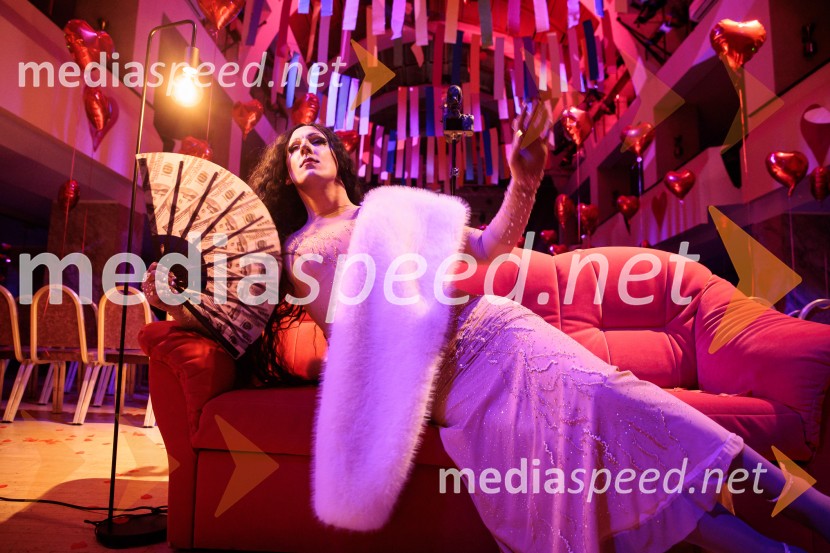 Molly & Jenna, Valentinov drag show, Festivalna dvorana Ljubljana