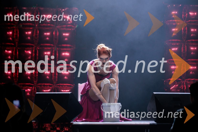 Molly & Jenna, Valentinov drag show, Festivalna dvorana Ljubljana