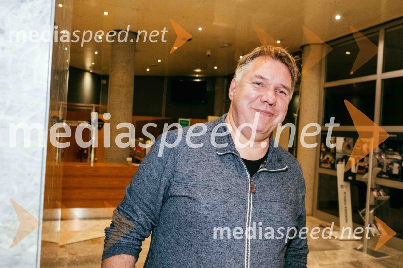 V potu mojega obraza,  krstna uprizoritev koreografskega eseja, SNG Nova Gorica