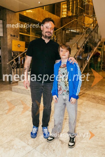 V potu mojega obraza,  krstna uprizoritev koreografskega eseja, SNG Nova Gorica