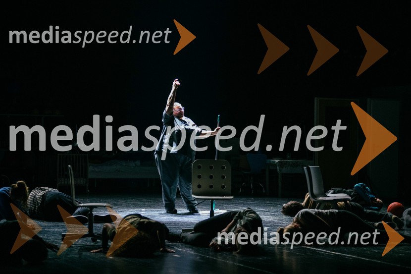 V potu mojega obraza,  krstna uprizoritev koreografskega eseja, SNG Nova Gorica