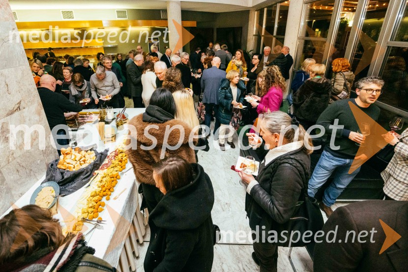 V potu mojega obraza,  krstna uprizoritev koreografskega eseja, SNG Nova Gorica