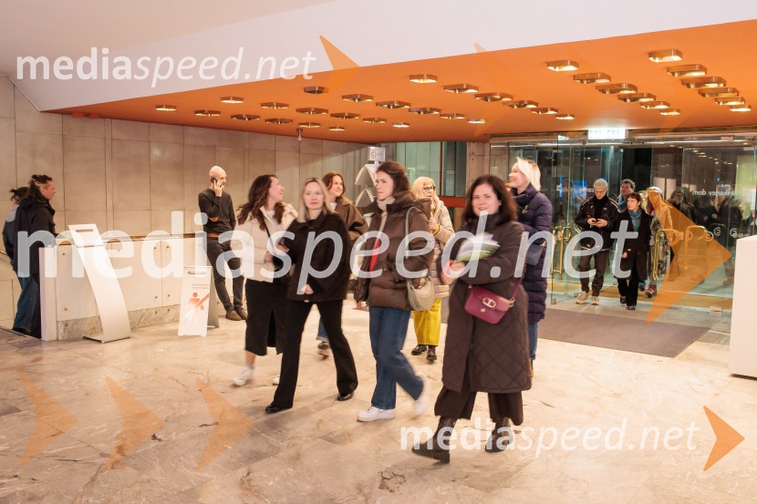 Akram Khan Company, Thikra - noč spominjanja, plesno-gledališko uprizoritev