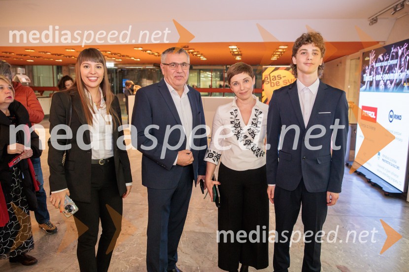 Akram Khan Company, Thikra - noč spominjanja, plesno-gledališko uprizoritev