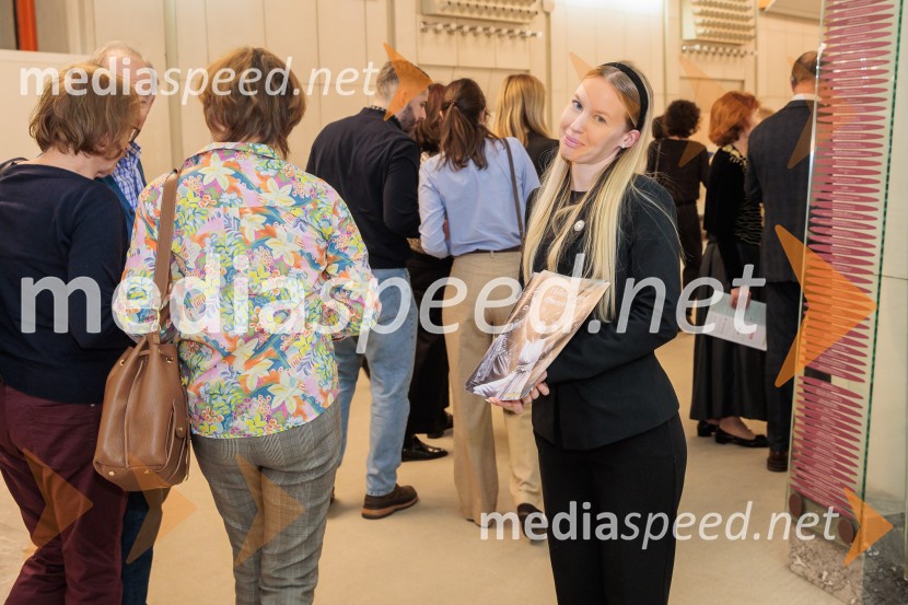 Akram Khan Company, Thikra - noč spominjanja, plesno-gledališko uprizoritev