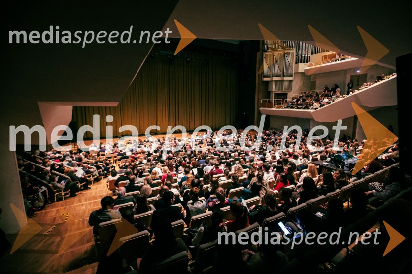 Akram Khan Company, Thikra - noč spominjanja, plesno-gledališko uprizoritev