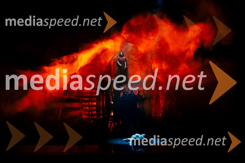 Akram Khan Company, Thikra - noč spominjanja, plesno-gledališko uprizoritev