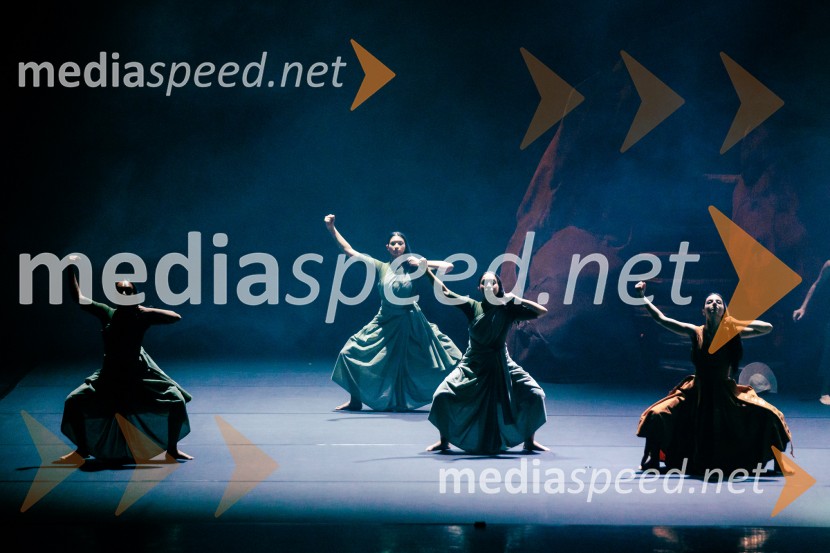 Akram Khan Company, Thikra - noč spominjanja, plesno-gledališko uprizoritev