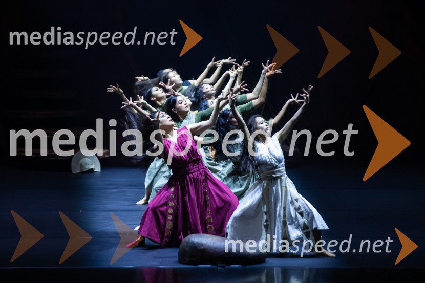 Akram Khan Company, Thikra - noč spominjanja, plesno-gledališko uprizoritev