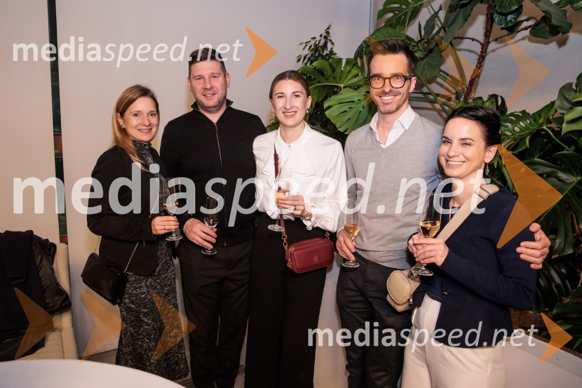 Akram Khan Company, Thikra - noč spominjanja, plesno-gledališko uprizoritev