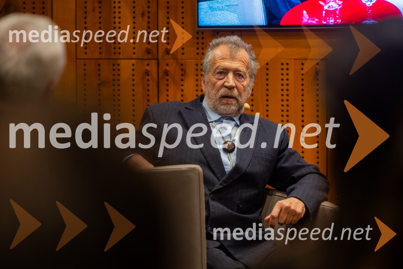 Iskrivo v živo: prof. dr.Bogomil Ferfila in Darja Groznik