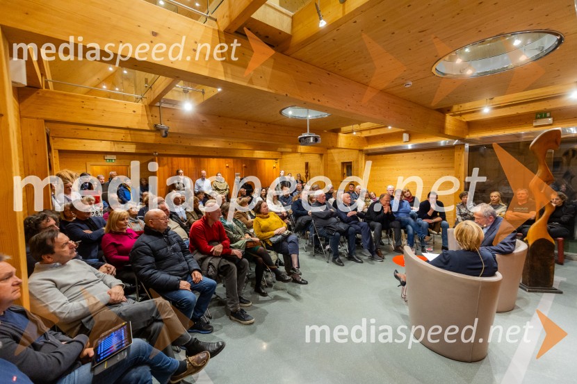 Iskrivo v živo: prof. dr.Bogomil Ferfila in Darja Groznik