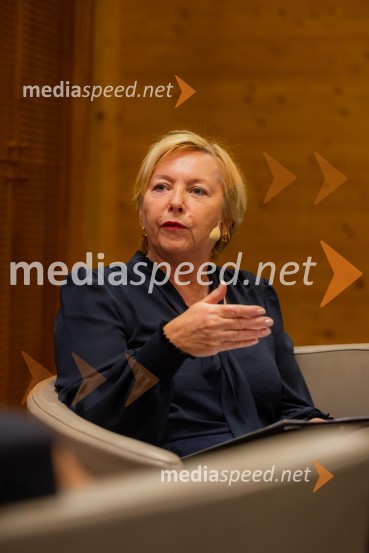 Iskrivo v živo: prof. dr.Bogomil Ferfila in Darja Groznik