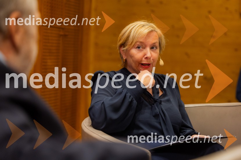 Iskrivo v živo: prof. dr.Bogomil Ferfila in Darja Groznik