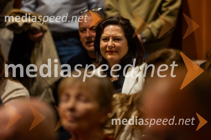 Iskrivo v živo: prof. dr.Bogomil Ferfila in Darja Groznik