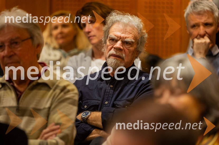 Iskrivo v živo: prof. dr.Bogomil Ferfila in Darja Groznik