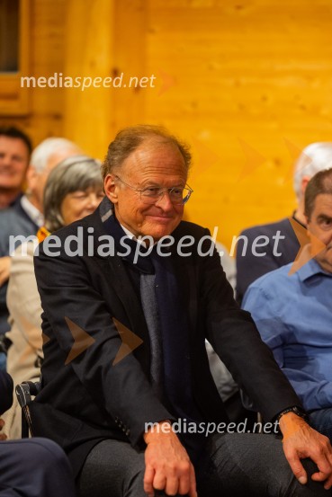 Iskrivo v živo: prof. dr.Bogomil Ferfila in Darja Groznik