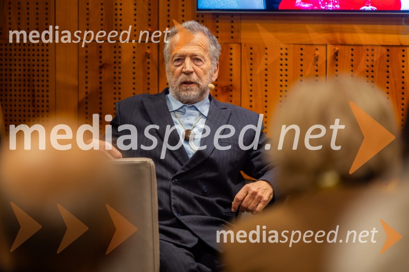 Iskrivo v živo: prof. dr.Bogomil Ferfila in Darja Groznik