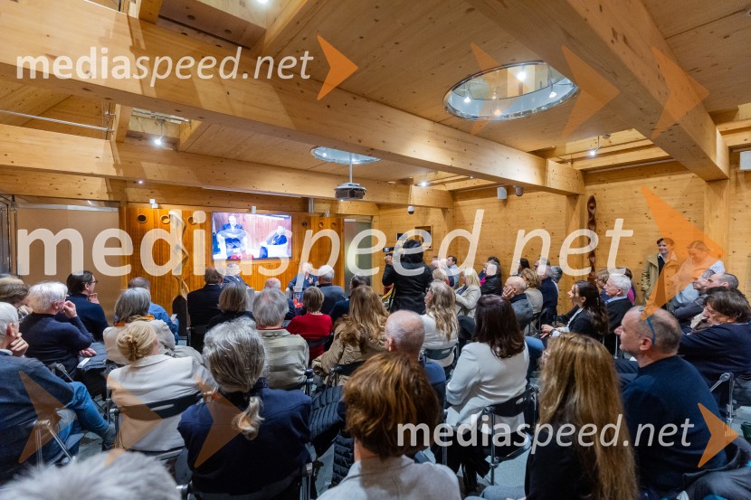 Iskrivo v živo: prof. dr.Bogomil Ferfila in Darja Groznik