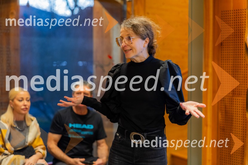 Iskrivo v živo: prof. dr.Bogomil Ferfila in Darja Groznik