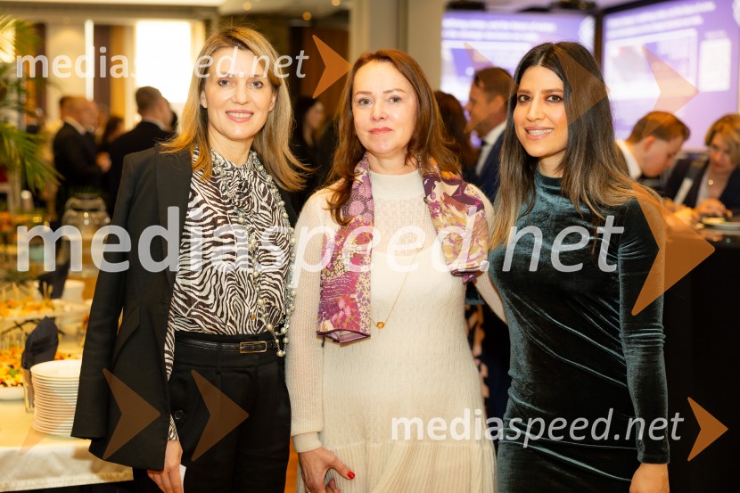 Čaj z razlogom: družinska podjetja med nasledstvom in strateškimi priložnostmi