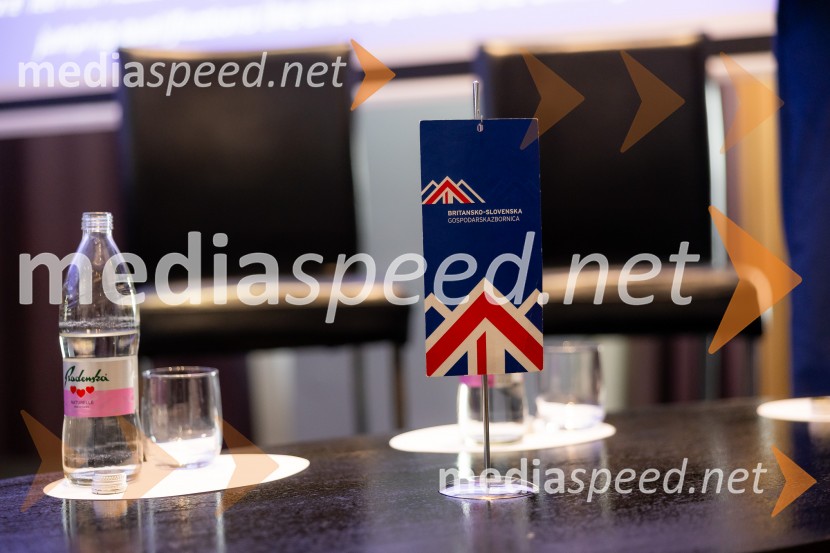 Čaj z razlogom: družinska podjetja med nasledstvom in strateškimi priložnostmi