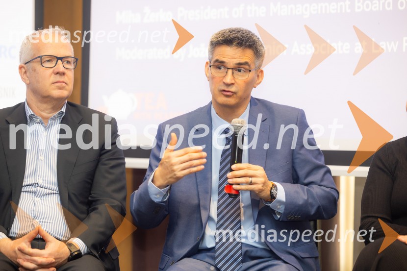 Čaj z razlogom: družinska podjetja med nasledstvom in strateškimi priložnostmi