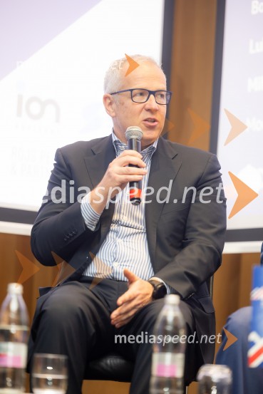 Čaj z razlogom: družinska podjetja med nasledstvom in strateškimi priložnostmi