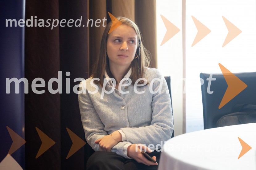 Čaj z razlogom: družinska podjetja med nasledstvom in strateškimi priložnostmi