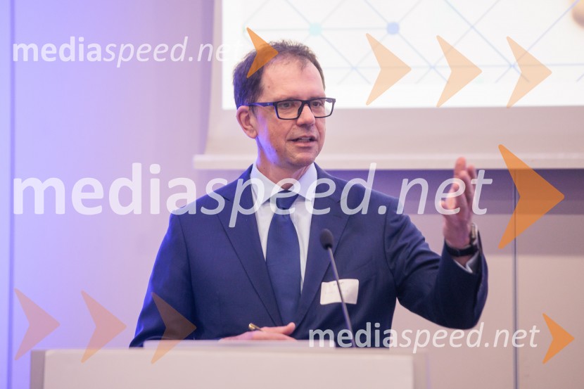 Lokalno finale tekmovanja CFA Research Challenge 2025/2026