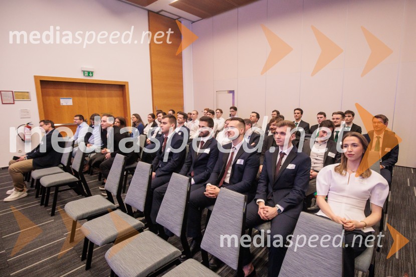 Lokalno finale tekmovanja CFA Research Challenge 2025/2026