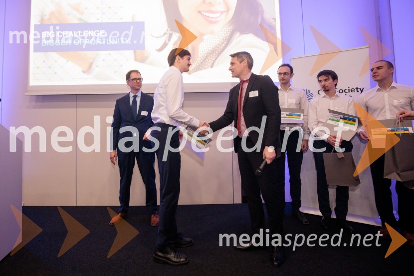 Lokalno finale tekmovanja CFA Research Challenge 2025/2026