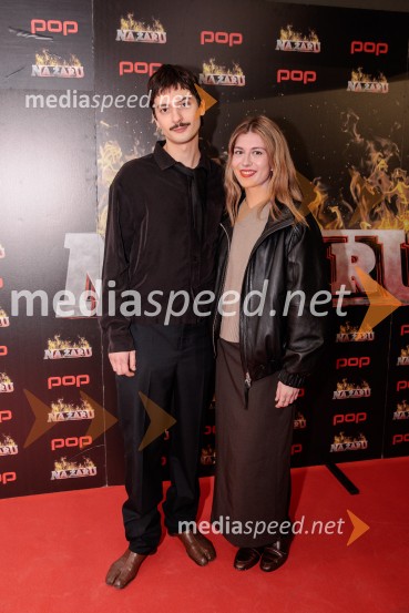 Na žaru z Ladom Bizovičarjem, Modrijani