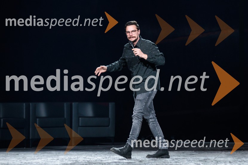 Na žaru z Ladom Bizovičarjem, Modrijani