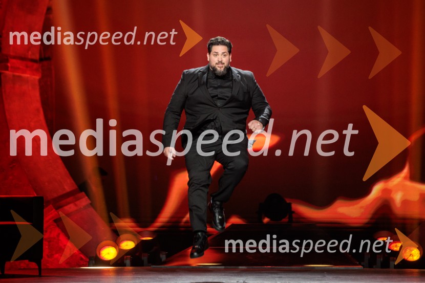 Na žaru z Ladom Bizovičarjem, Modrijani