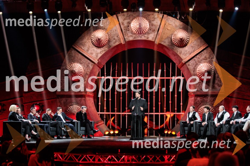 Na žaru z Ladom Bizovičarjem, Modrijani