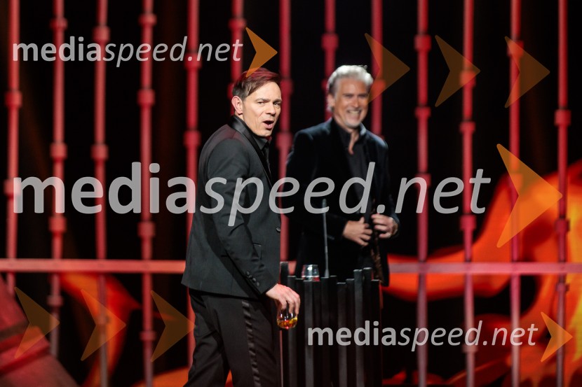 Na žaru z Ladom Bizovičarjem, Modrijani