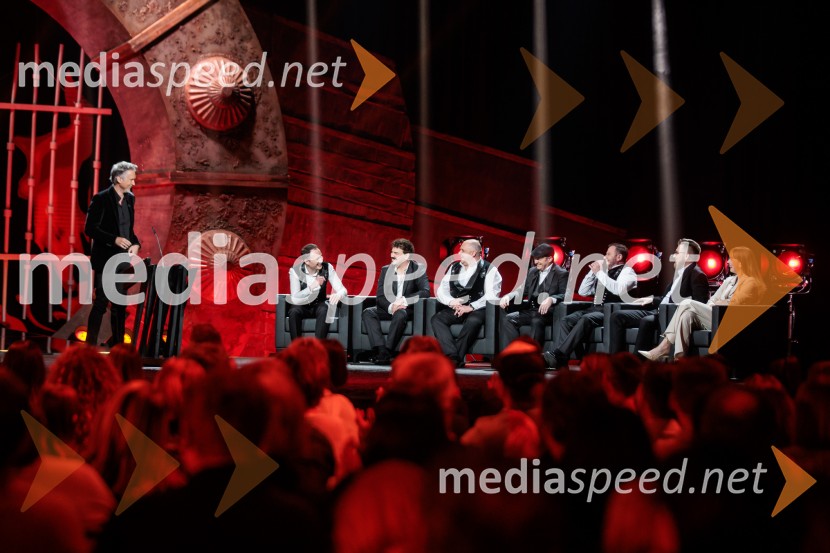 Na žaru z Ladom Bizovičarjem, Modrijani