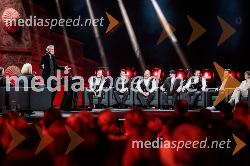 Na žaru z Ladom Bizovičarjem, Modrijani