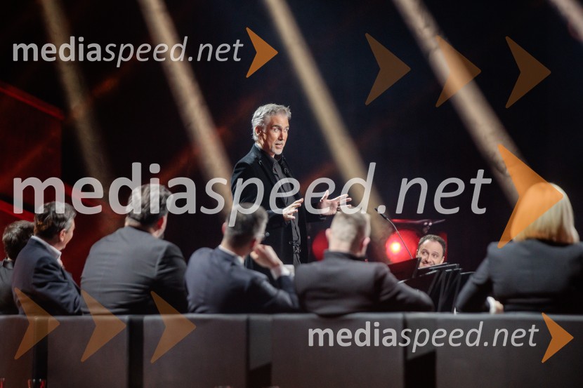 Na žaru z Ladom Bizovičarjem, Modrijani