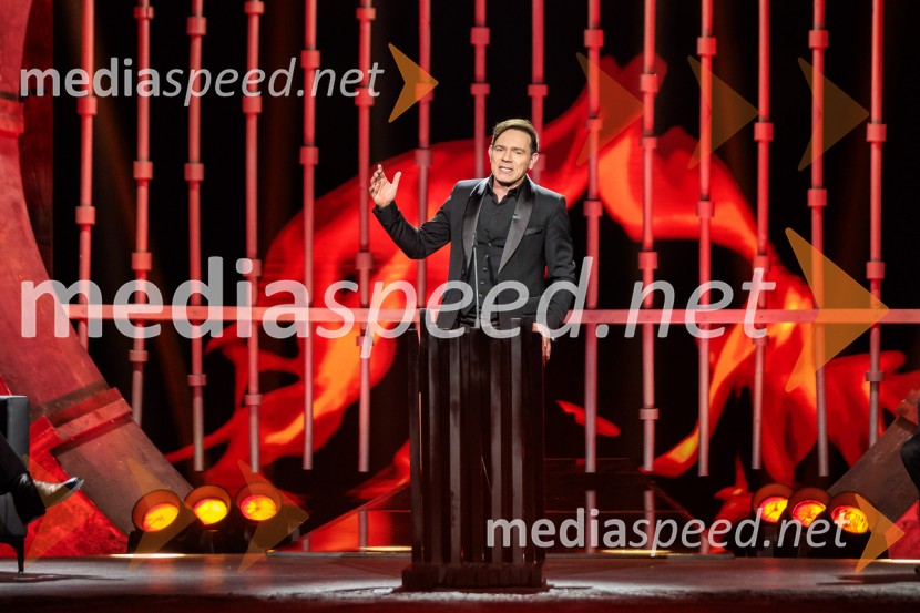 Na žaru z Ladom Bizovičarjem, Modrijani