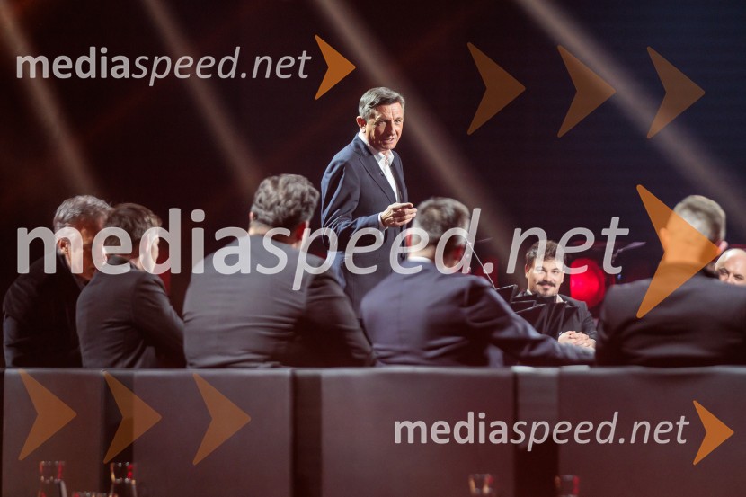 Na žaru z Ladom Bizovičarjem, Modrijani