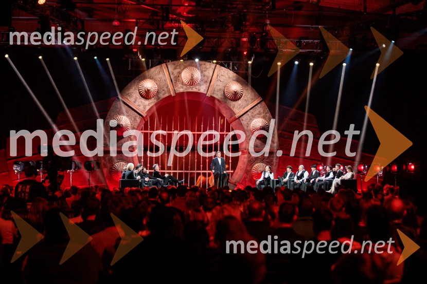 Na žaru z Ladom Bizovičarjem, Modrijani