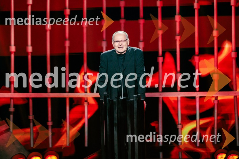 Na žaru z Ladom Bizovičarjem, Modrijani