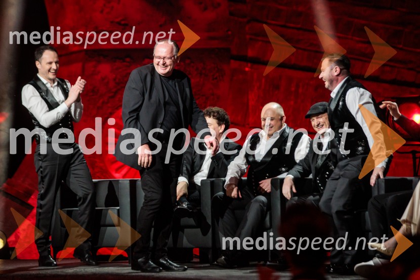 Na žaru z Ladom Bizovičarjem, Modrijani