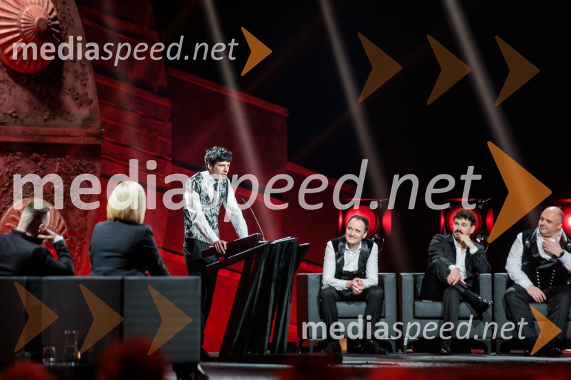 Na žaru z Ladom Bizovičarjem, Modrijani