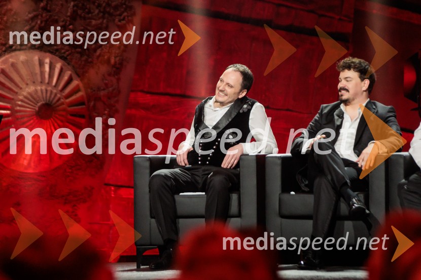 Na žaru z Ladom Bizovičarjem, Modrijani