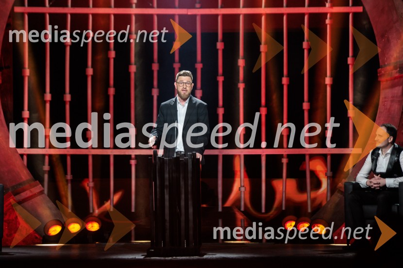 Na žaru z Ladom Bizovičarjem, Modrijani